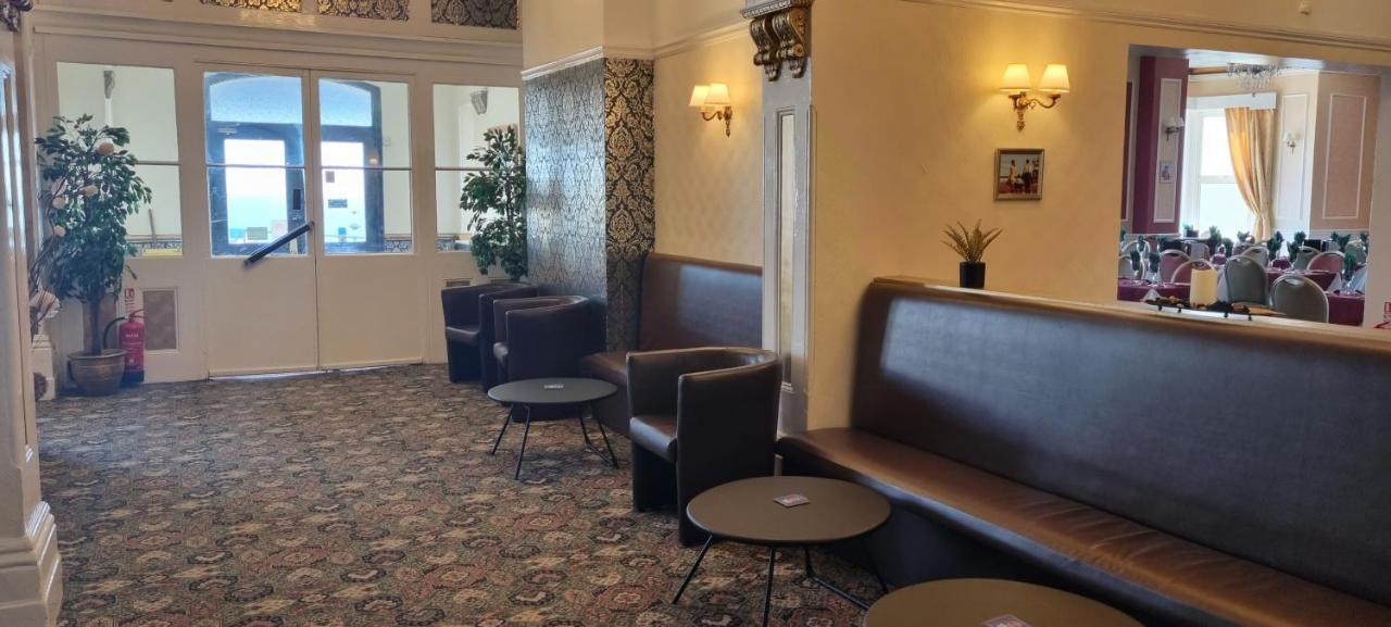 Royal Pier Hotel Sandown Exterior photo