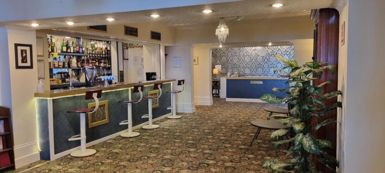 Royal Pier Hotel Sandown Exterior photo